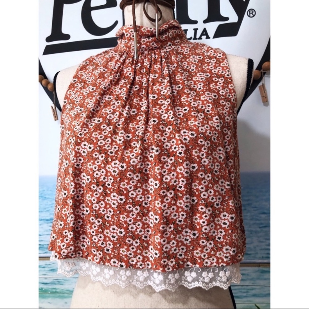 F21 Woodstock crop-top